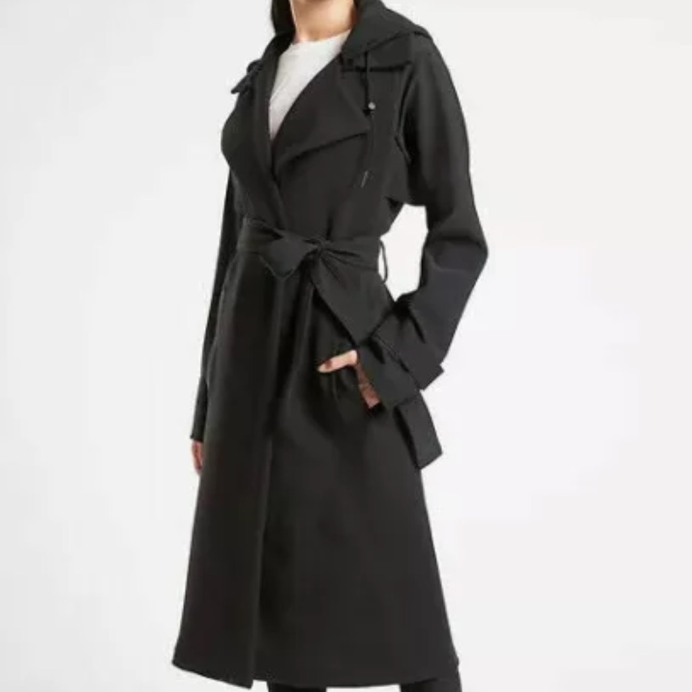 NWT Athleta Voyage Trench Coat Black Size 4